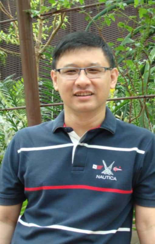 Physics Tutor Mr Kenneth Loh
